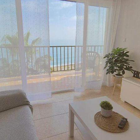 Apartamento Con Piscina En La Primera Linea De Playa De ฟูเอนฮิโรลา ภายนอก รูปภาพ