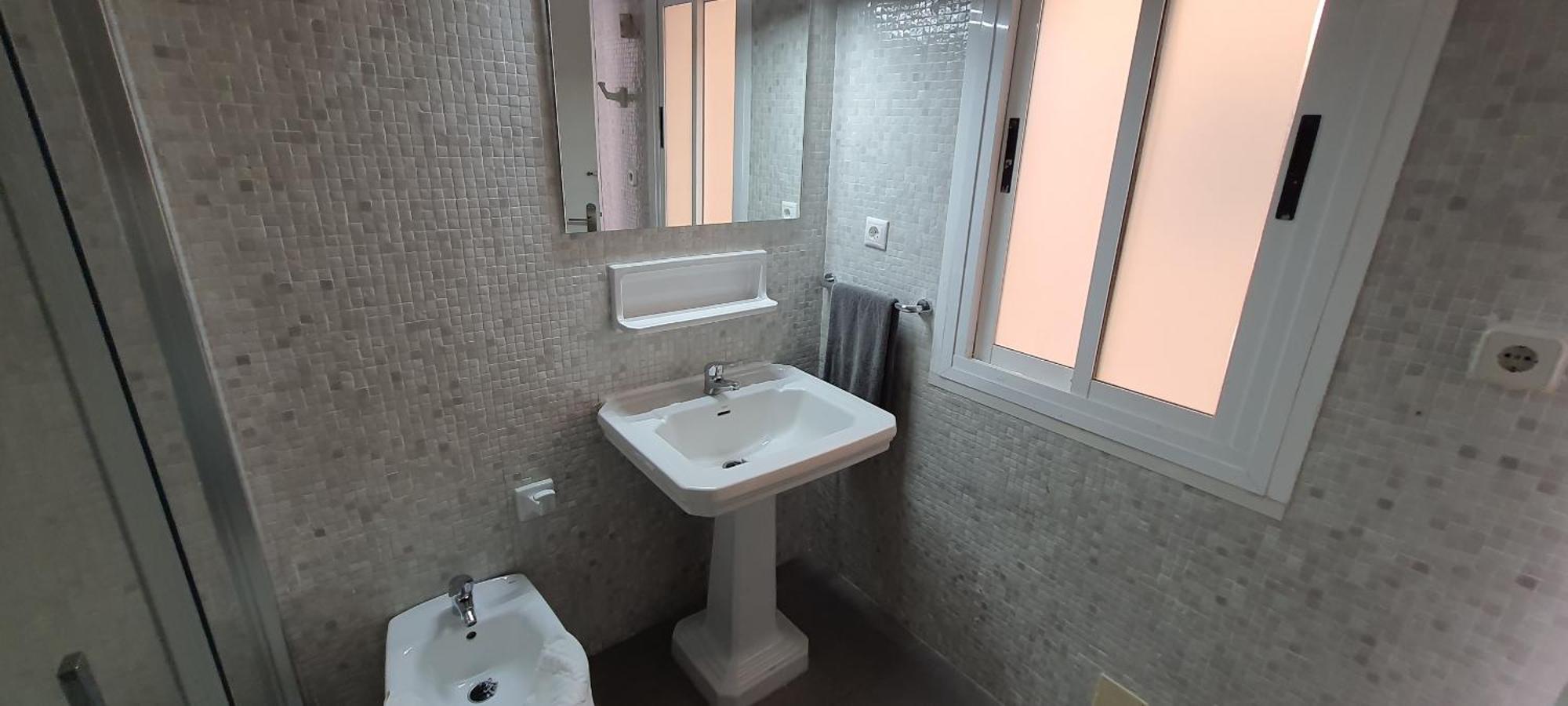 Apartamento Con Piscina En La Primera Linea De Playa De ฟูเอนฮิโรลา ภายนอก รูปภาพ