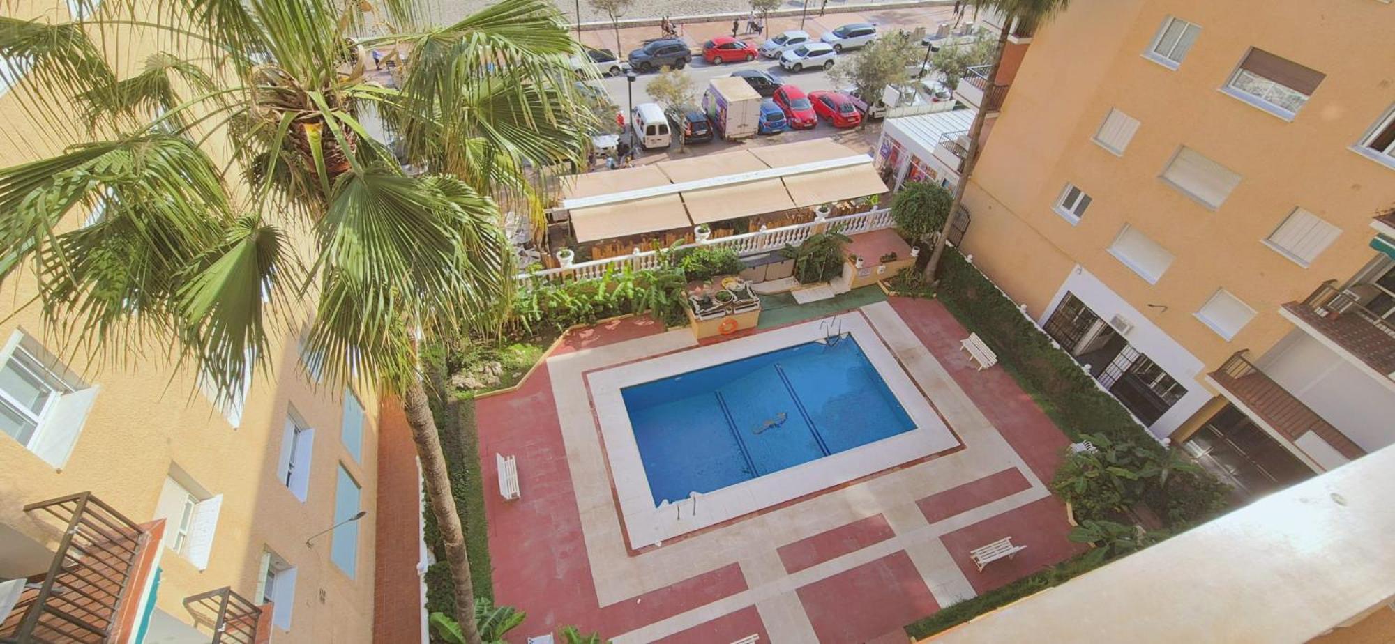 Apartamento Con Piscina En La Primera Linea De Playa De ฟูเอนฮิโรลา ภายนอก รูปภาพ