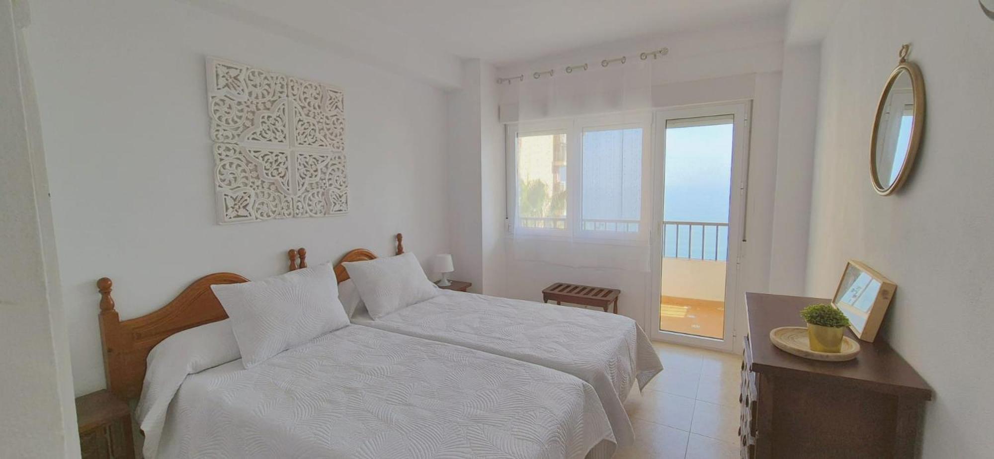 Apartamento Con Piscina En La Primera Linea De Playa De ฟูเอนฮิโรลา ภายนอก รูปภาพ